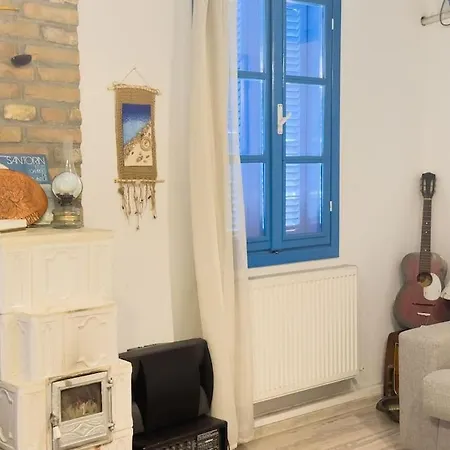 Rainwood Santorini Apartment Constanta